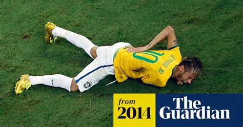 FIFA World Cup 2014:  브라질의 최후의 수호신, 네이마르와 함께 쓴 비극과 고뇌